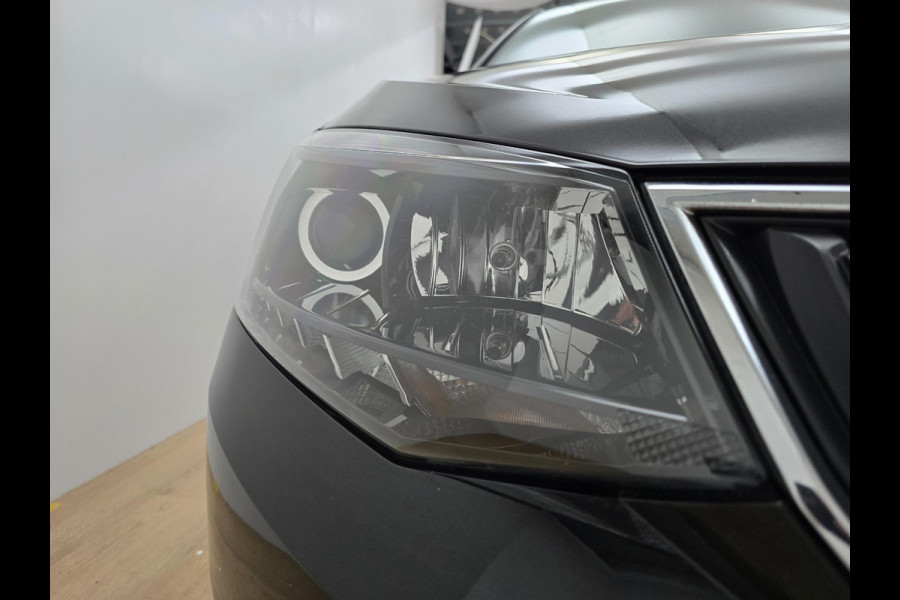 Škoda Fabia Combi Occasion 1.2 TSI JOY met cruisecontrol en bluetooth audio | Tweedehands Skoda fabia combi in zwart | Clima airco