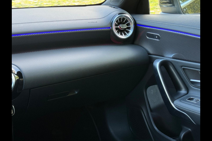 Mercedes-Benz CLA-Klasse 180 Luxury Line, widescreen, 1/2 leder, achteruitrijcamera, dealer onderhouden, nl auto met nap