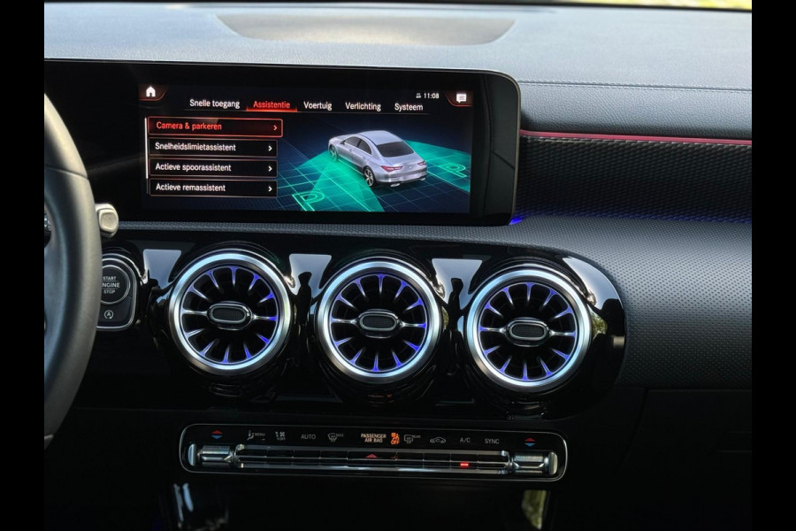 Mercedes-Benz CLA-Klasse 180 Luxury Line, widescreen, 1/2 leder, achteruitrijcamera, dealer onderhouden, nl auto met nap