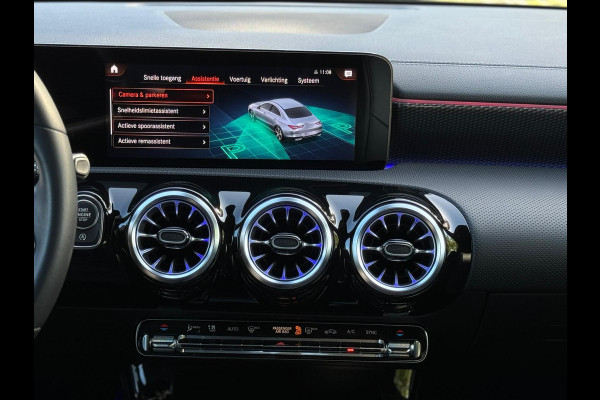 Mercedes-Benz CLA-Klasse 180 Luxury Line, widescreen, 1/2 leder, achteruitrijcamera, dealer onderhouden, nl auto met nap