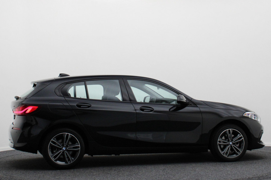 BMW 1-serie 118i Introduction Edition