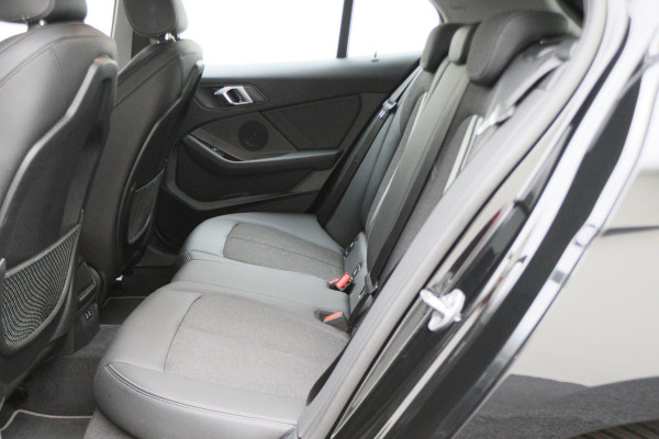 BMW 1-serie 118i Introduction Edition