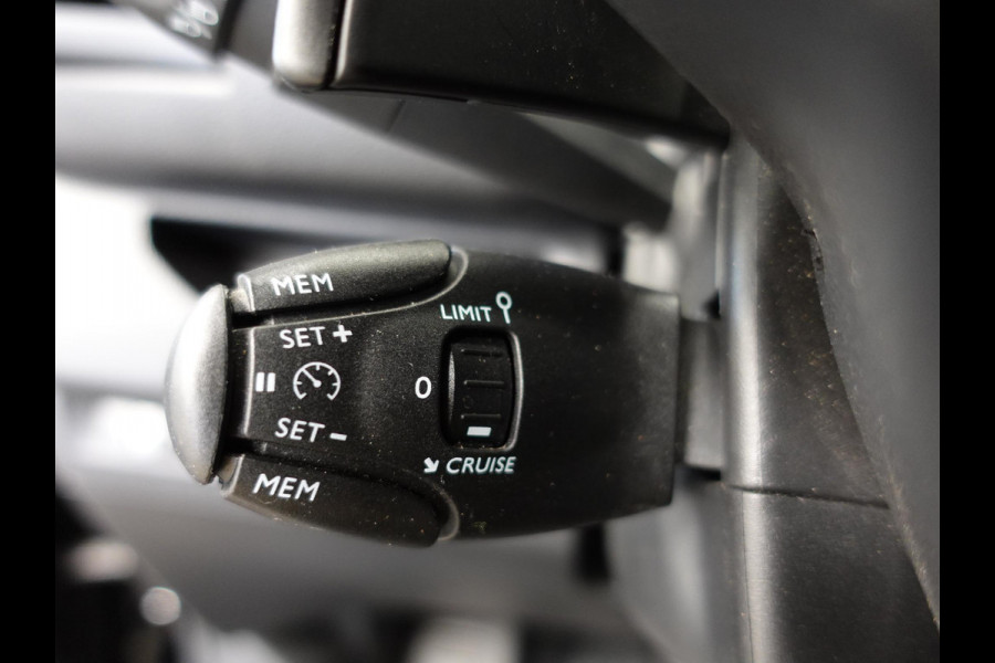 Peugeot Expert 180PK Long Premium Dubbele Cabine Automaat Airco Bluetooth LM Velgen Look pakket