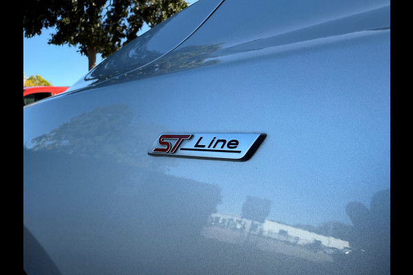 Ford Focus 1.5 EcoBoost ST Line Business - Automaat - Panoramadak - Navi - Org.NL