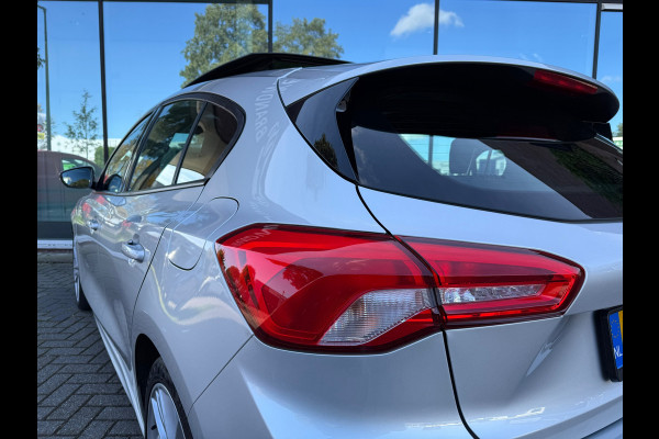 Ford Focus 1.5 EcoBoost ST Line Business - Automaat - Panoramadak - Navi - Org.NL