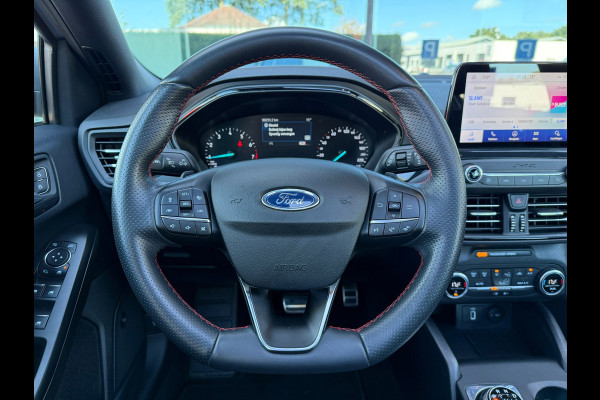Ford Focus 1.5 EcoBoost ST Line Business - Automaat - Panoramadak - Navi - Org.NL