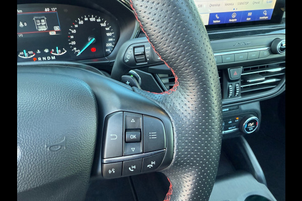 Ford Focus 1.5 EcoBoost ST Line Business - Automaat - Panoramadak - Navi - Org.NL