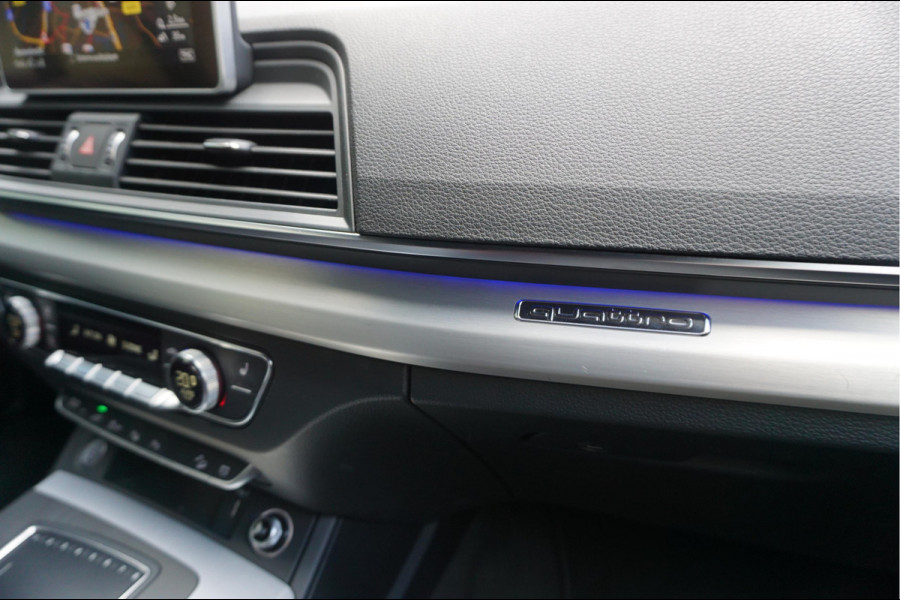 Audi Q5 55 TFSI e quattro Competition Aut7 | Black on Black | B&O | S-line | Virtual Cockpit | Adaptive cruise | Sfeerverlichting | Trekhaak |