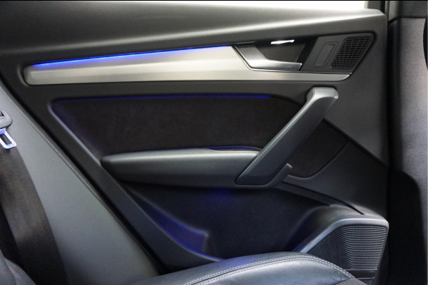 Audi Q5 55 TFSI e quattro Competition Aut7 | Black on Black | B&O | S-line | Virtual Cockpit | Adaptive cruise | Sfeerverlichting | Trekhaak |