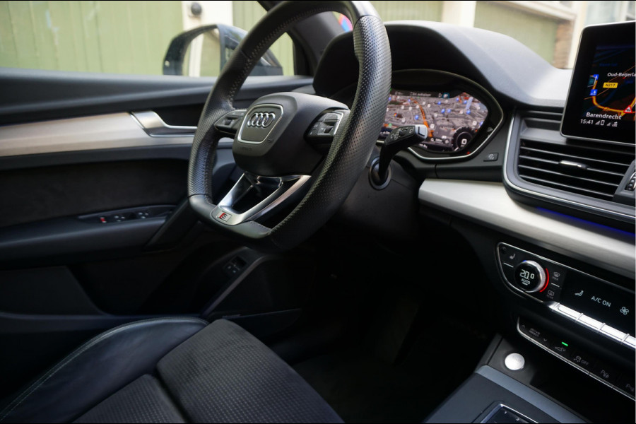 Audi Q5 55 TFSI e quattro Competition Aut7 | Black on Black | B&O | S-line | Virtual Cockpit | Adaptive cruise | Sfeerverlichting | Trekhaak |