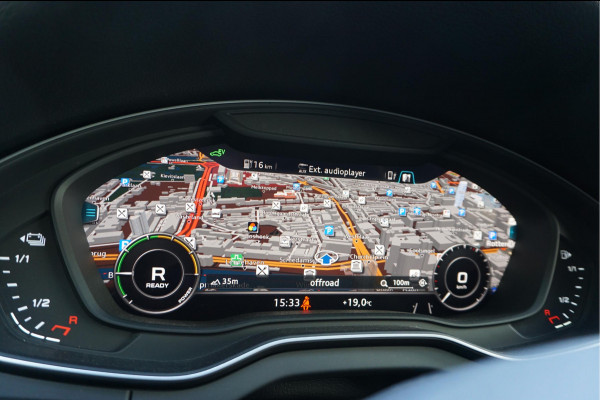 Audi Q5 55 TFSI e quattro Competition Aut7 | Black on Black | B&O | S-line | Virtual Cockpit | Adaptive cruise | Sfeerverlichting | Trekhaak |