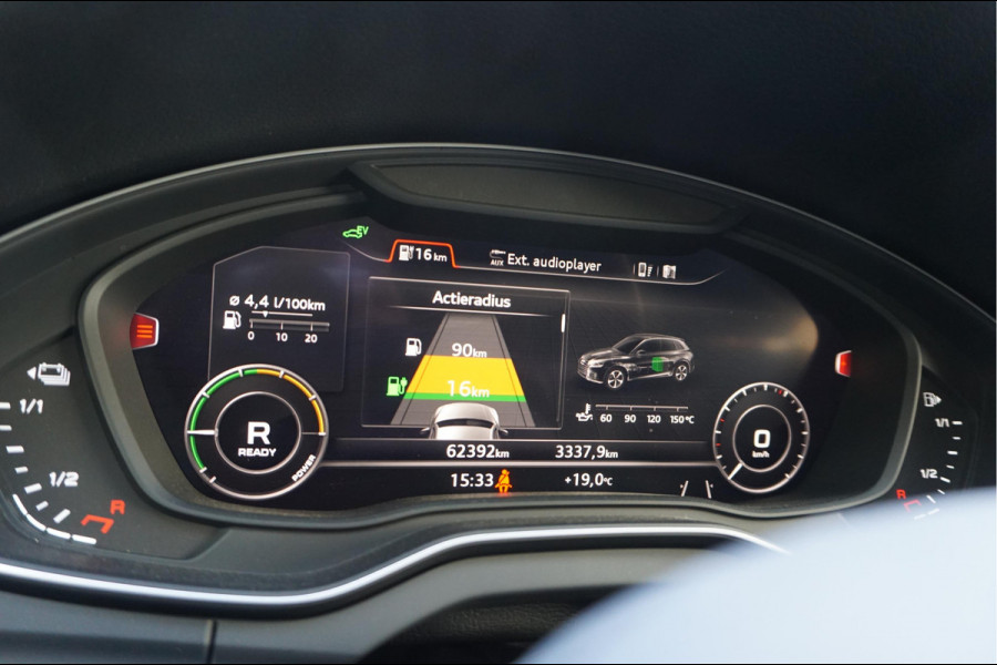 Audi Q5 55 TFSI e quattro Competition Aut7 | Black on Black | B&O | S-line | Virtual Cockpit | Adaptive cruise | Sfeerverlichting | Trekhaak |