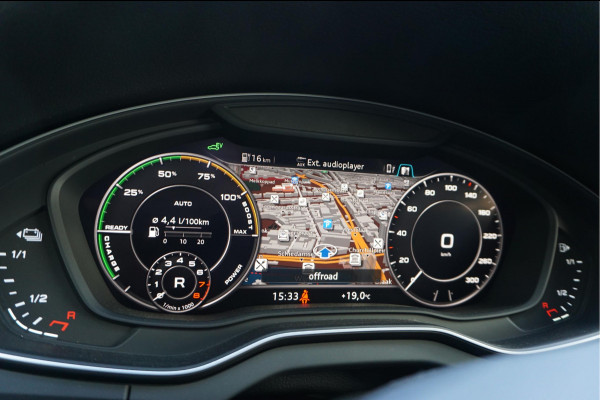 Audi Q5 55 TFSI e quattro Competition Aut7 | Black on Black | B&O | S-line | Virtual Cockpit | Adaptive cruise | Sfeerverlichting | Trekhaak |