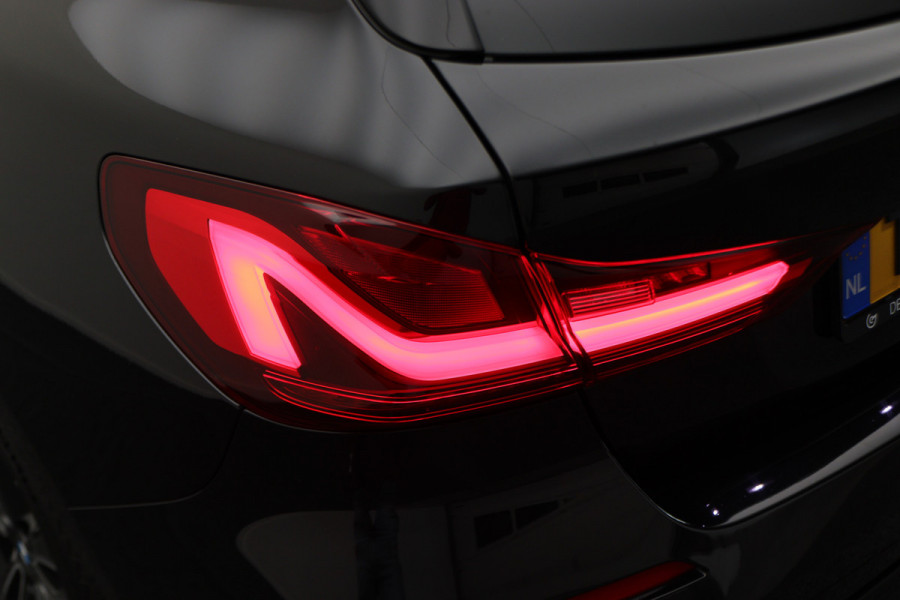 BMW 1-serie 118i Introduction Edition