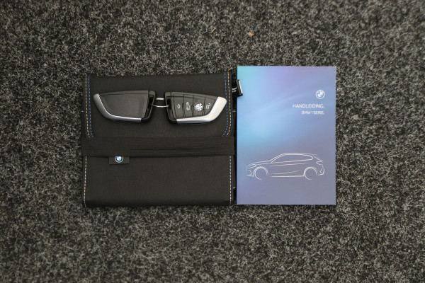 BMW 1-serie 118i Introduction Edition