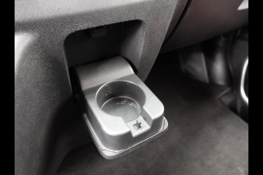 Renault Trafic Passenger 2.0 dCi 120 L2H1 9 Persoons Airco Bluetooth  Led  Parkeersensoren