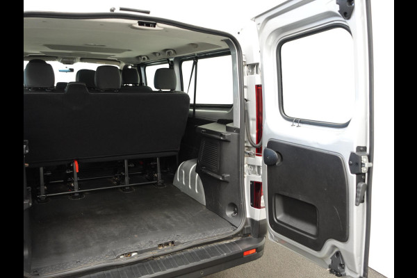 Renault Trafic Passenger 2.0 dCi 120 L2H1 9 Persoons Airco Bluetooth  Led  Parkeersensoren