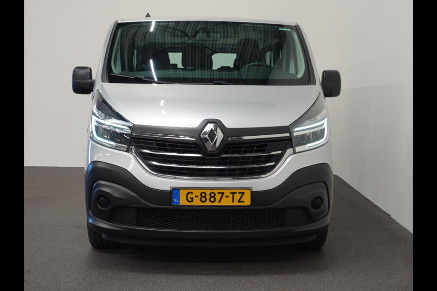 Renault Trafic Passenger 2.0 dCi 120 L2H1 9 Persoons Airco Bluetooth  Led  Parkeersensoren