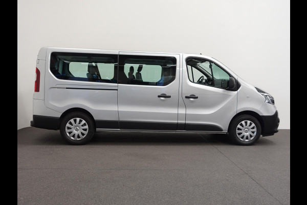 Renault Trafic Passenger 2.0 dCi 120 L2H1 9 Persoons Airco Bluetooth  Led  Parkeersensoren