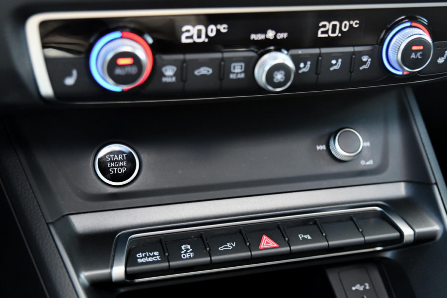 Audi Q3 Sportback 45 TFSI e 3x S-Line. Pano, ACC, Keyless, Dodeh, Camera, Matrix, 21'', CarPlay!