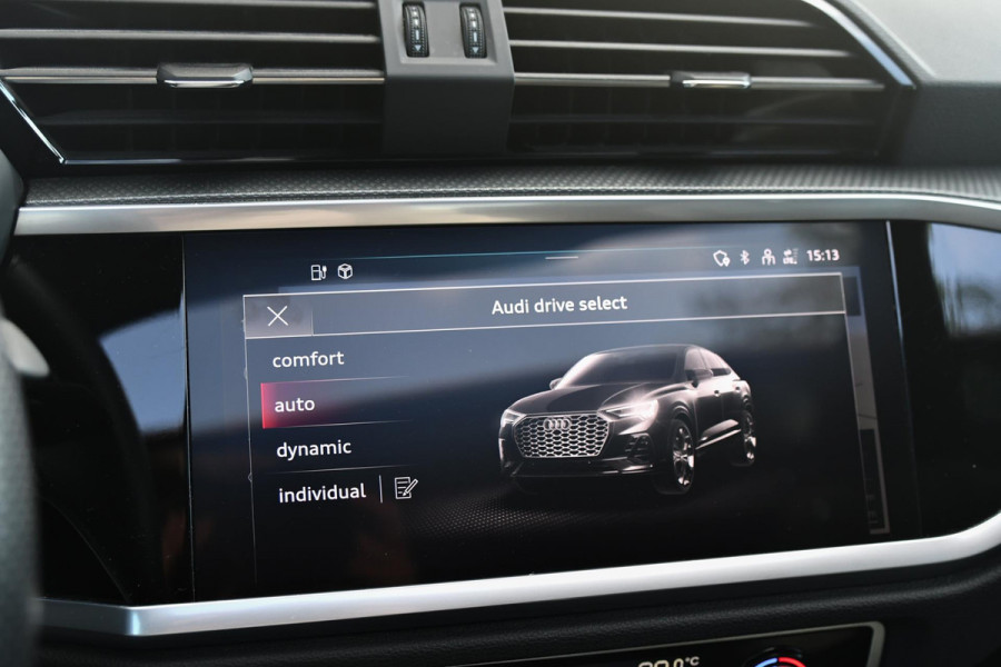 Audi Q3 Sportback 45 TFSI e 3x S-Line. Pano, ACC, Keyless, Dodeh, Camera, Matrix, 21'', CarPlay!