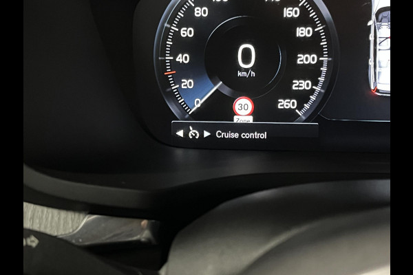 Volvo V60 2.0 T6 Recharge AWD Inscription Open dak | Carplay | Memory | Keyless | Stuur-/Stoelverwarming | Cruise control