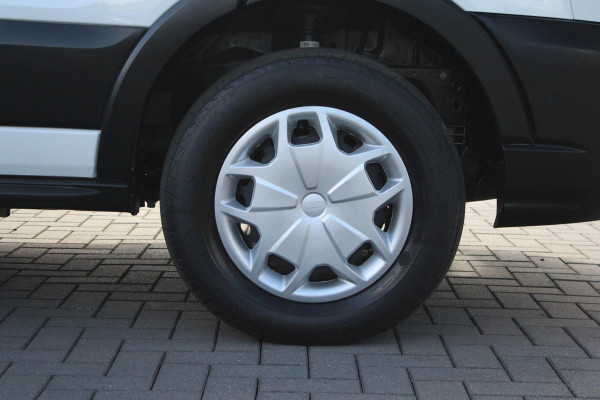 Ford E-Transit 350 L3H2 Trend 68 kWh 184pk | Zuid | Post NL Subco uitvoering | Power onboard | SYNC 4 Navigatie