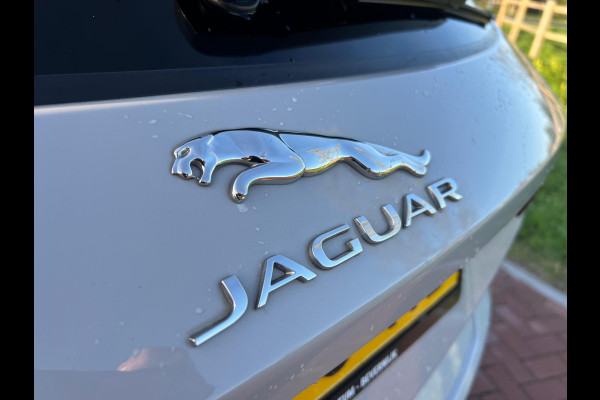Jaguar E-Pace 2.0 P300 AWD R-Dynamic HSE | 300PK | Panoramadak |