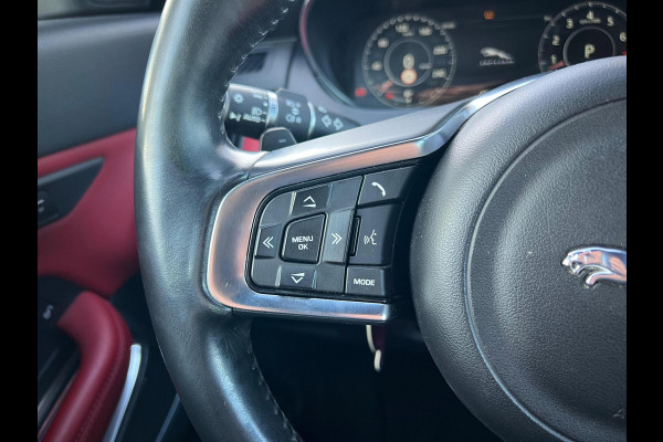 Jaguar E-Pace 2.0 P300 AWD R-Dynamic HSE | 300PK | Panoramadak |
