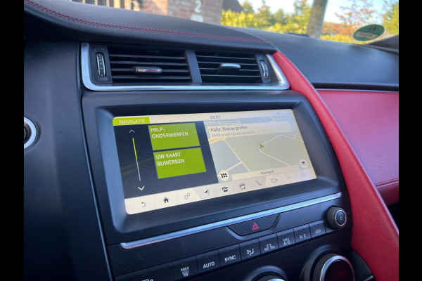 Jaguar E-Pace 2.0 P300 AWD R-Dynamic HSE | 300PK | Panoramadak |