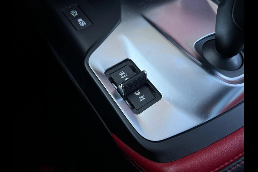 Jaguar E-Pace 2.0 P300 AWD R-Dynamic HSE | 300PK | Panoramadak |
