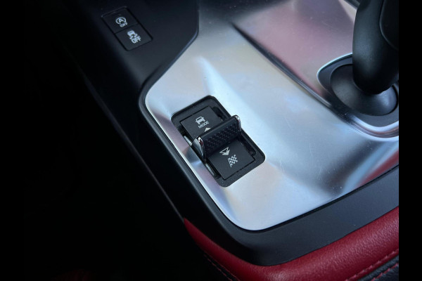 Jaguar E-Pace 2.0 P300 AWD R-Dynamic HSE | 300PK | Panoramadak |