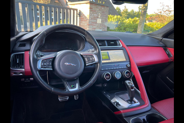 Jaguar E-Pace 2.0 P300 AWD R-Dynamic HSE | 300PK | Panoramadak |