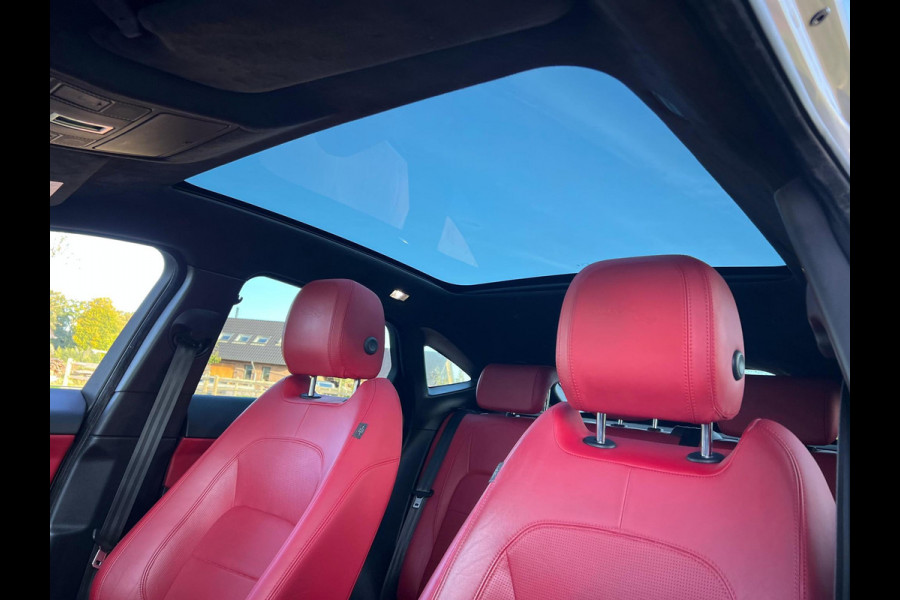 Jaguar E-Pace 2.0 P300 AWD R-Dynamic HSE | 300PK | Panoramadak |