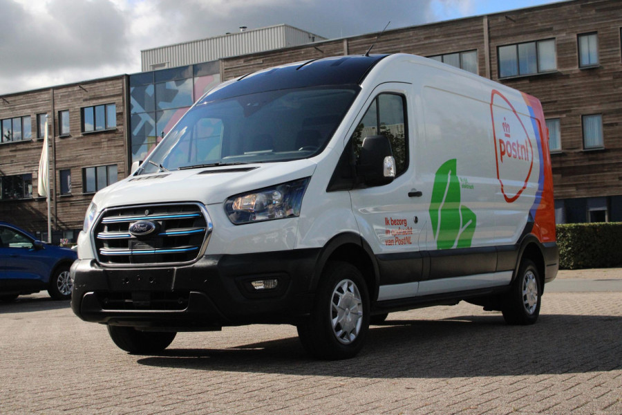 Ford E-Transit 350 L3H2 Trend 68 kWh 184pk | Zuid | Post NL Subco uitvoering | Power onboard | SYNC 4 Navigatie