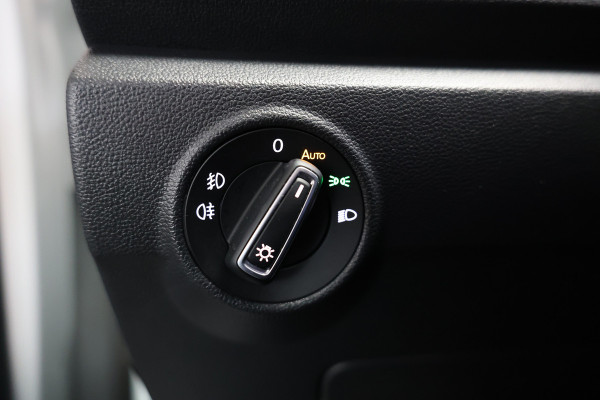 Volkswagen T-Roc 1.0 TSI R-Line CLIMA VIRTUAL PDC CARPLAY CAMERA PANO LANE+FRONT Ass. '19