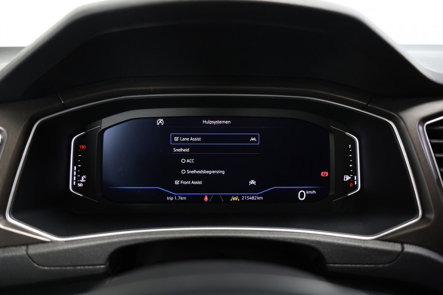 Volkswagen T-Roc 1.0 TSI R-Line CLIMA VIRTUAL PDC CARPLAY CAMERA PANO LANE+FRONT Ass. '19