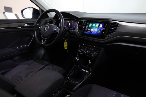 Volkswagen T-Roc 1.0 TSI R-Line CLIMA VIRTUAL PDC CARPLAY CAMERA PANO LANE+FRONT Ass. '19