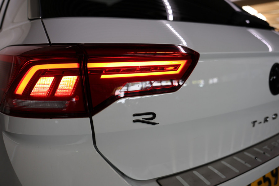 Volkswagen T-Roc 1.0 TSI R-Line CLIMA VIRTUAL PDC CARPLAY CAMERA PANO LANE+FRONT Ass. '19