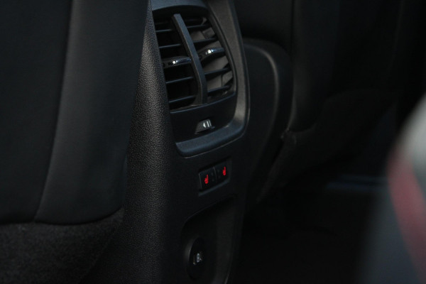 Ford Kuga 2.5 FHEV ST-Line X 190pk | Driver Assistance Pack | Winterpack | Panoramadak | Technology Pack | Geen Stekker nodig | 19 Inch Licht metaal