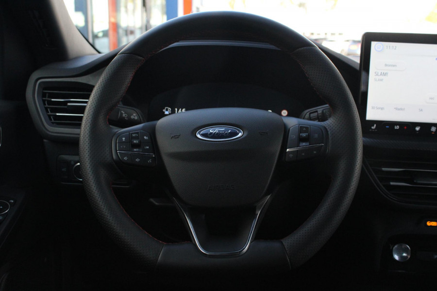 Ford Kuga 2.5 FHEV ST-Line X 190pk | Driver Assistance Pack | Winterpack | Panoramadak | Technology Pack | Geen Stekker nodig | 19 Inch Licht metaal