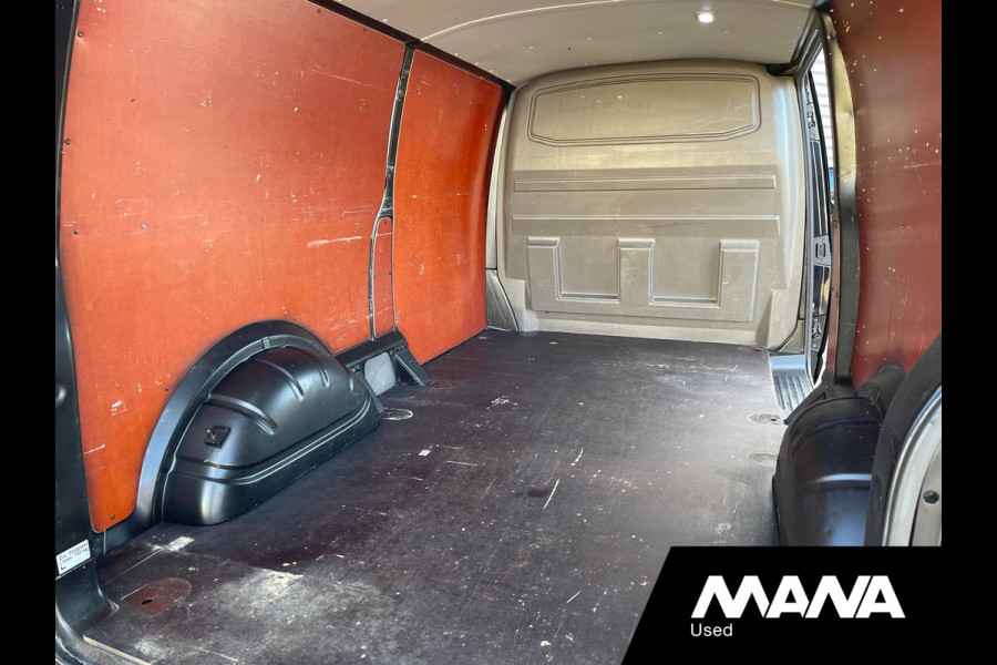 Volkswagen Transporter 2.0TDI 199PK L2H1 Bulli Automaat LED Leer Adaptive cruise Navi