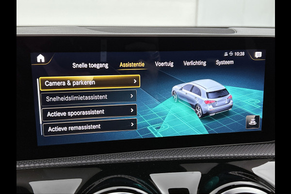 Mercedes-Benz A-Klasse 200 Business Solution AMG(NL-auto, Dealer onderhoud, Trekhaak, Navi, Camera, StoelV, Etc)