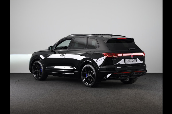 Volkswagen Touareg 3.0 TSi eHybrid 4MOTION R Edition 462PK PHEV| DYNAUDIO | Lederpakket "Puglia" |Luchtvering 22 Inch LM | Trekhaak incl Assistent |