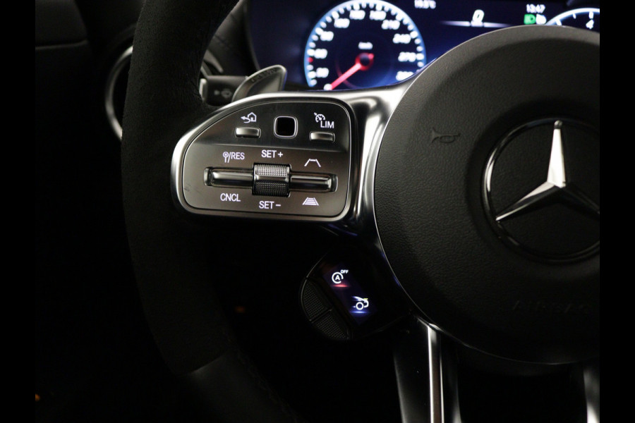 Mercedes-Benz AMG GT Roadster 4.0 Premium | 476 pk | V8 | Airscarf | AMG Performance stuurwiel | AMG Speedshift | AMG sportuitlaat inschakelbaar Inclusief 12 Maanden Garantie