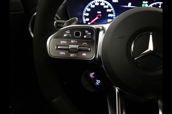 Mercedes-Benz AMG GT Roadster 4.0 Premium | 476 pk | V8 | Airscarf | AMG Performance stuurwiel | AMG Speedshift | AMG sportuitlaat inschakelbaar Inclusief 12 Maanden Garantie