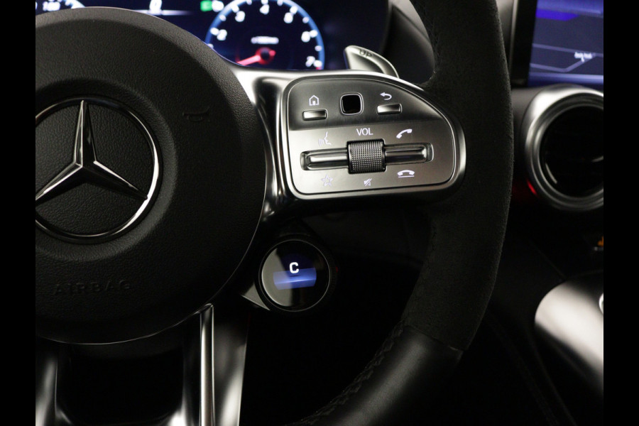 Mercedes-Benz AMG GT Roadster 4.0 Premium | 476 pk | V8 | Airscarf | AMG Performance stuurwiel | AMG Speedshift | AMG sportuitlaat inschakelbaar Inclusief 12 Maanden Garantie