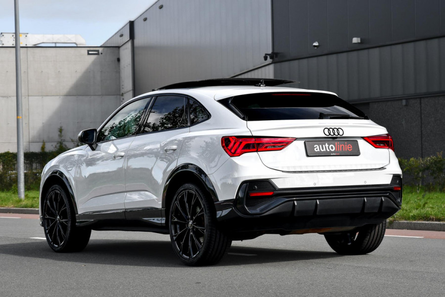 Audi Q3 Sportback 45 TFSI e 3x S-Line. Pano, ACC, 360, Stuurvw, Keyless, Sfeer, Sonos, Dodeh, Matrix, 21''!