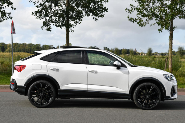 Audi Q3 Sportback 45 TFSI e 3x S-Line. Pano, ACC, 360, Stuurvw, Keyless, Sfeer, Sonos, Dodeh, Matrix, 21''!