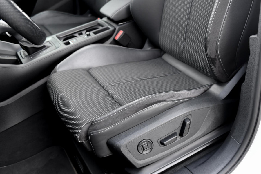 Audi Q3 Sportback 45 TFSI e 3x S-Line. Pano, ACC, 360, Stuurvw, Keyless, Sfeer, Sonos, Dodeh, Matrix, 21''!
